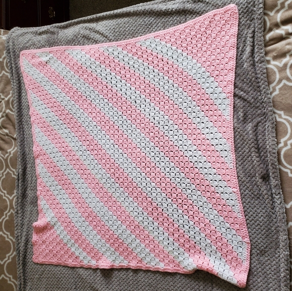 Handcrafted Crochet Baby Afghan - Picture 13 of 13